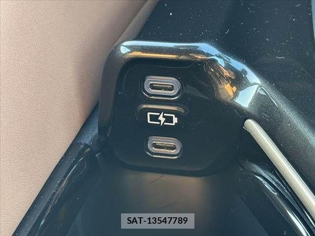 Toyota Crown Sports 2024-09 8626308-29