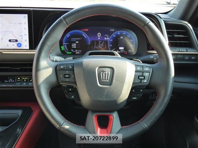 Toyota Crown Sports 2024-02 8626305-10