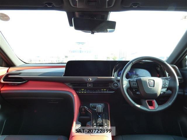 Toyota Crown Sports 2024-02 8626305-1