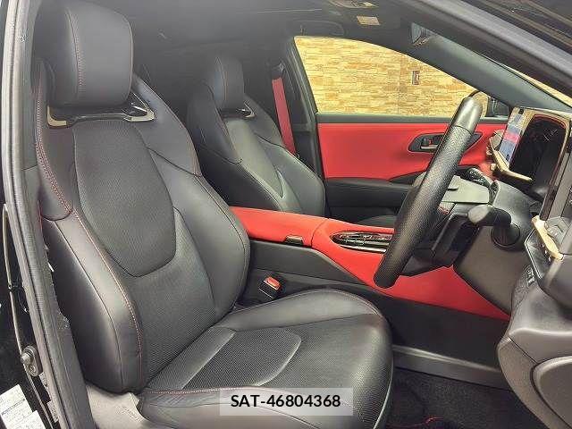 Toyota Crown Sports 2024-04 8626306-10