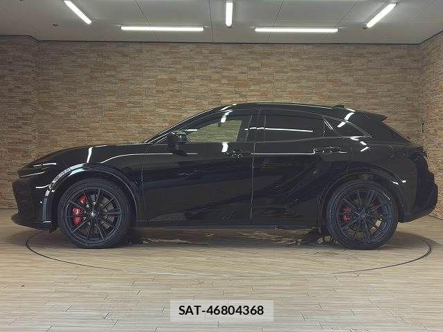 Toyota Crown Sports 2024-04 8626306-16