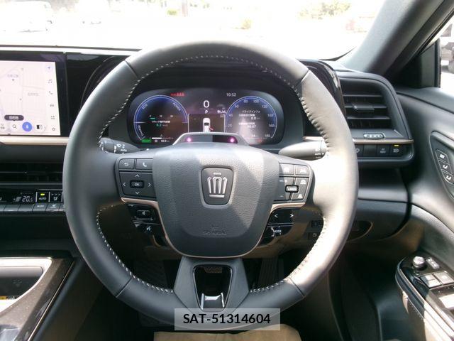 Toyota Crown Sports 2026-08 8666011-1
