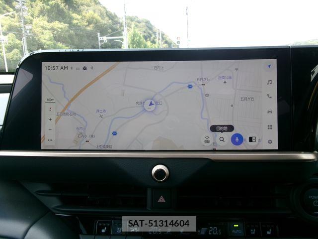 Toyota Crown Sports 2026-08 8666011-22