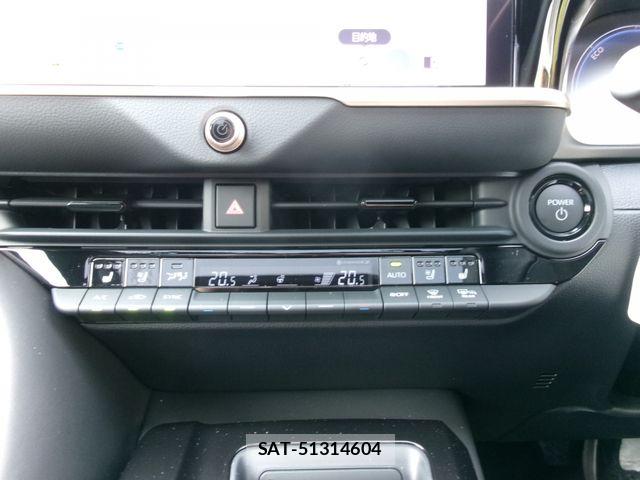 Toyota Crown Sports 2026-08 8666011-28