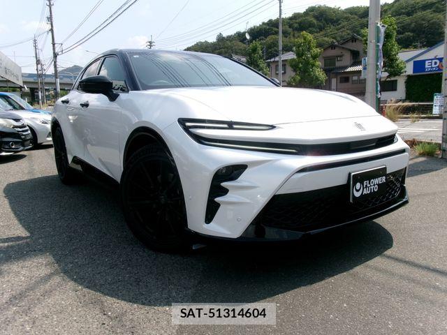 Toyota Crown Sports 2026-08 8666011-3