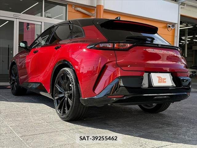 Toyota Crown Sports 2024-11 8658590-12