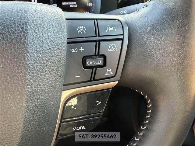 Toyota Crown Sports 2024-11 8658590-21