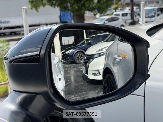 Toyota Crown Sports 2024-02 8666012-22