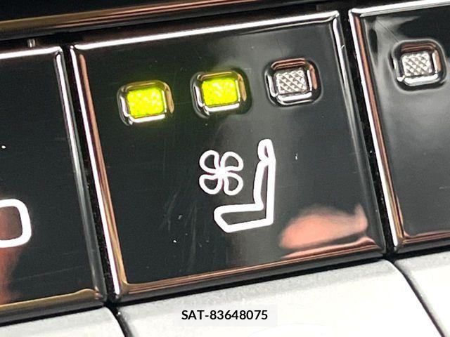 Toyota Crown Sports 2023-12 8658588-5