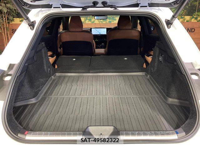 Toyota Crown Sports 2025-01 8685359-9