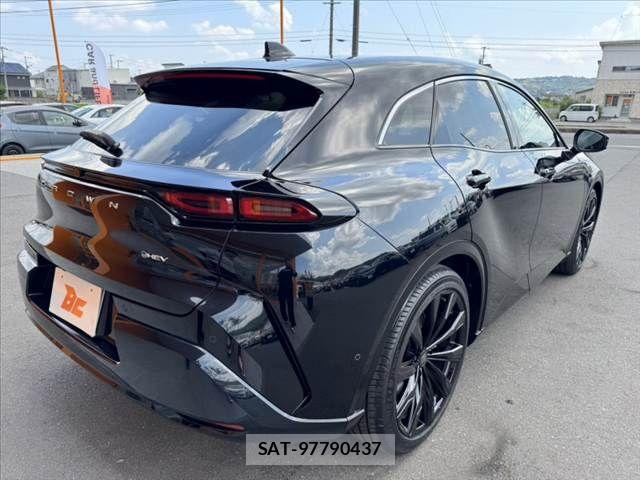 Toyota Crown Sports 2024-05 8685364-14