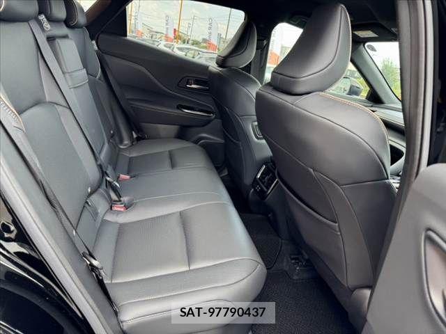 Toyota Crown Sports 2024-05 8685364-16