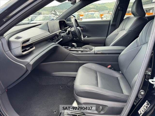 Toyota Crown Sports 2024-05 8685364-17