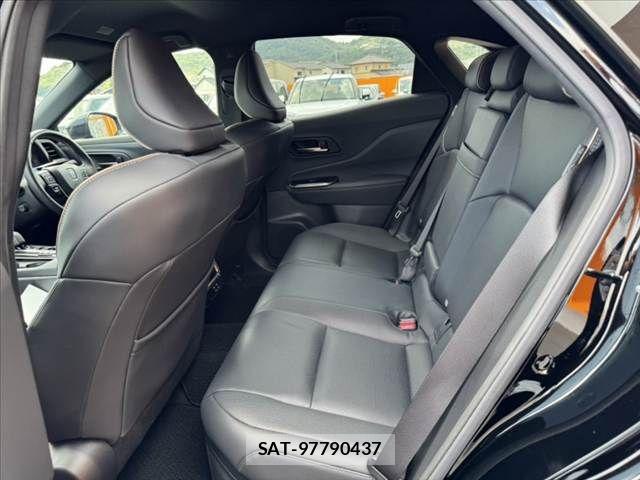 Toyota Crown Sports 2024-05 8685364-18
