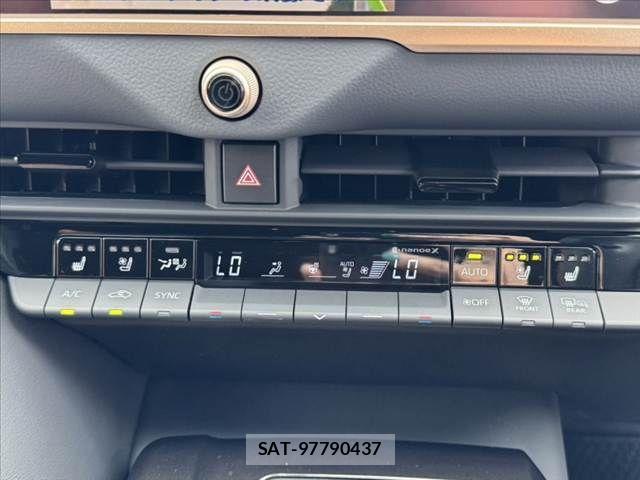 Toyota Crown Sports 2024-05 8685364-23