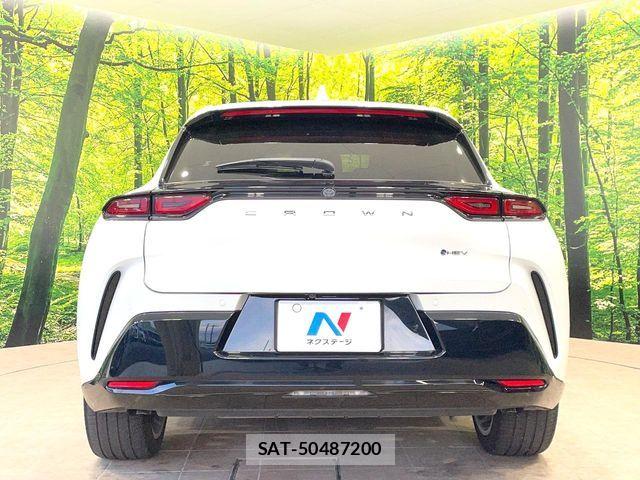 Toyota Crown Sports 2024-02 8685361-14