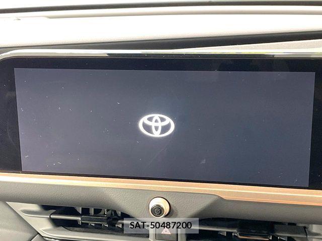 Toyota Crown Sports 2024-02 8685361-2