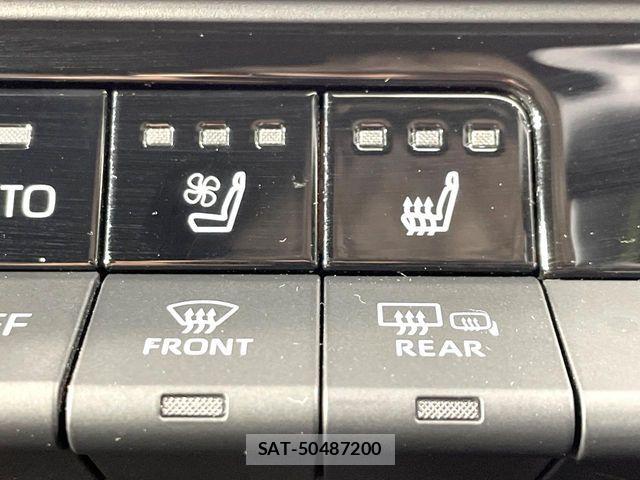 Toyota Crown Sports 2024-02 8685361-5
