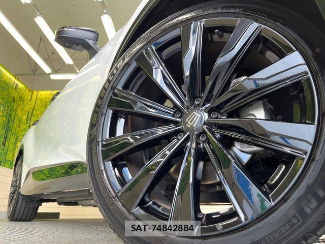 Toyota Crown Sports 2025-07 8685358-12