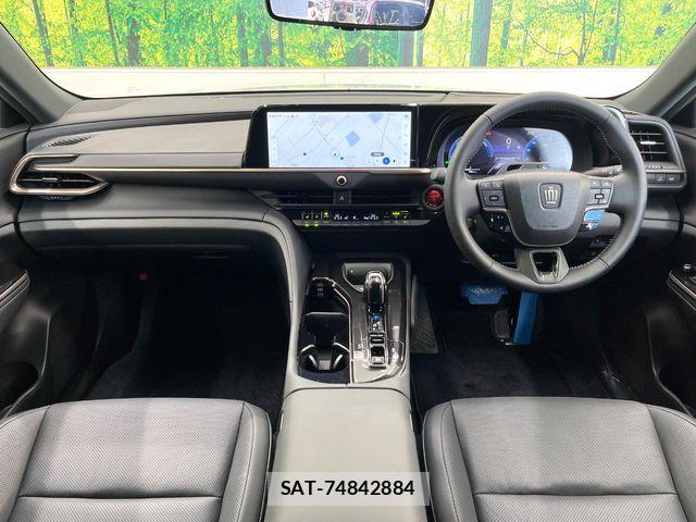 Toyota Crown Sports 2025-07 8685358-1