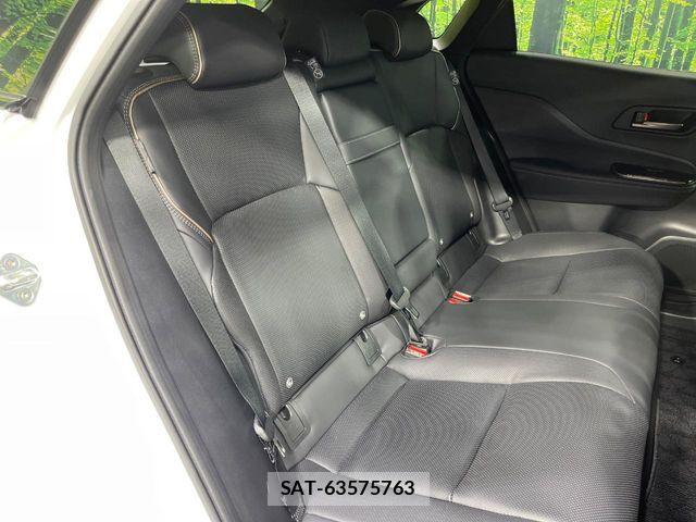 Toyota Crown Sports 2024-12 8741450-8