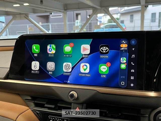 Toyota Crown Sports 2024-06 8741452-4