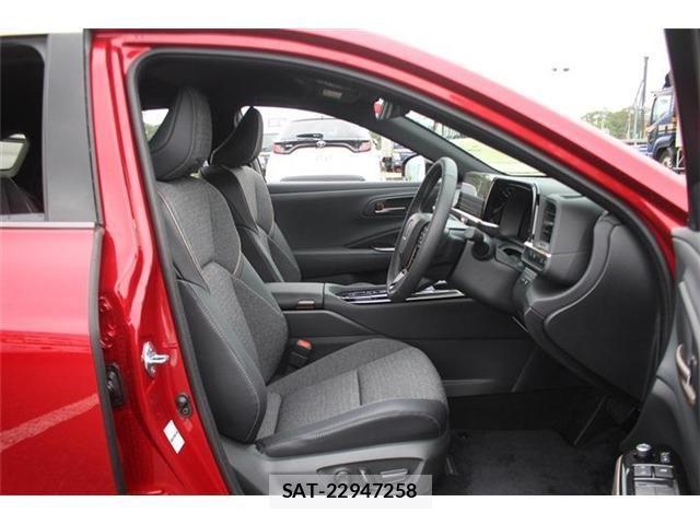 Toyota Crown Sports 2026-06 8828452-19