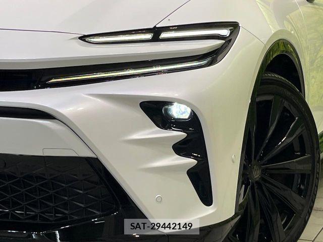 Toyota Crown Sports 2024-08 8828439-11