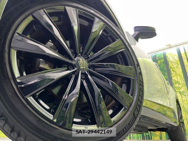 Toyota Crown Sports 2024-08 8828439-12