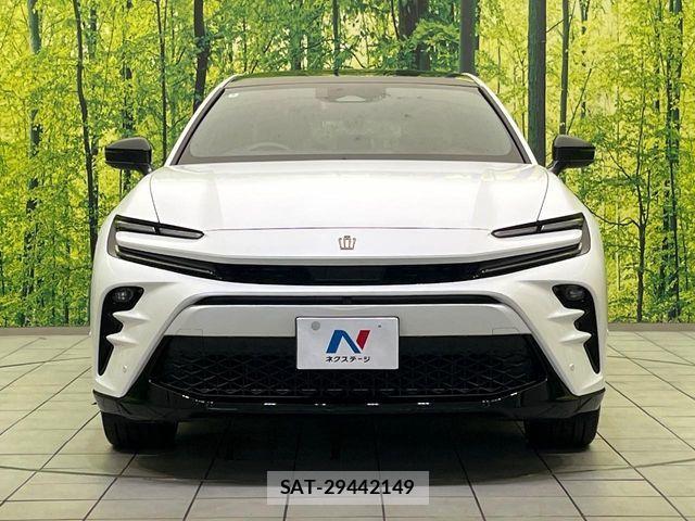 Toyota Crown Sports 2024-08 8828439-13