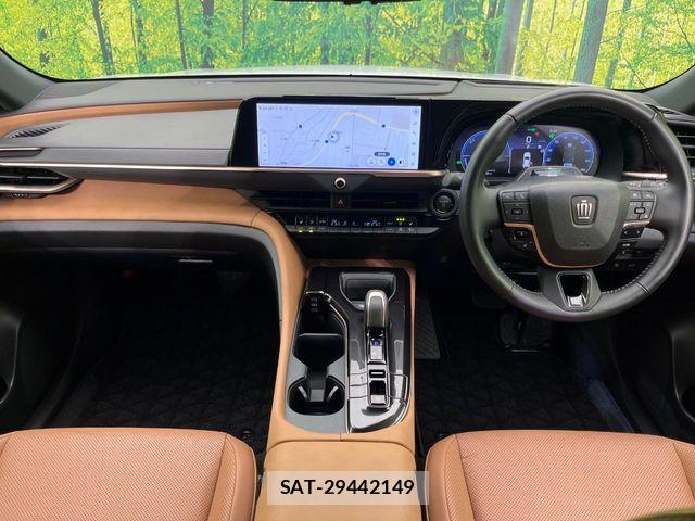 Toyota Crown Sports 2024-08 8828439-1