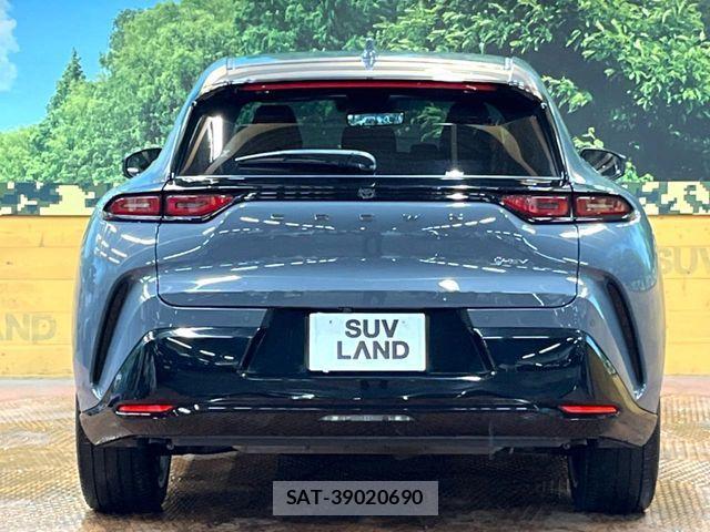Toyota Crown Sports 2024-06 8828440-14