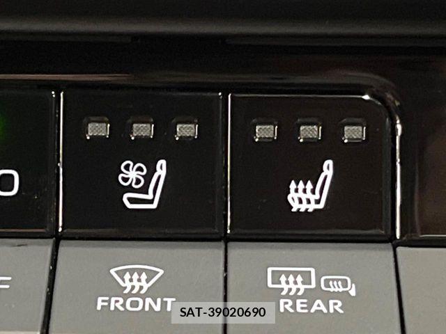 Toyota Crown Sports 2024-06 8828440-4