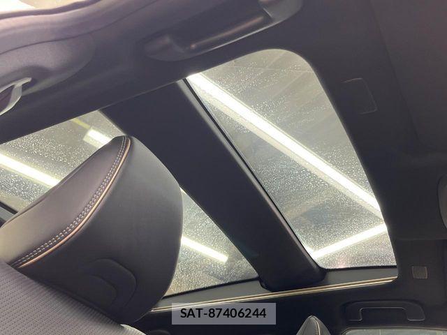 Toyota Crown Sports 2024-08 8828437-2