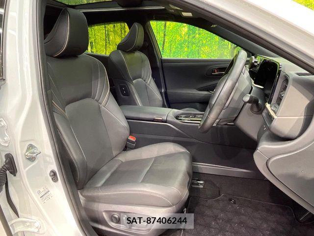 Toyota Crown Sports 2024-08 8828437-7
