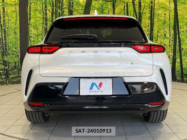 Toyota Crown Sports 2024-06 8828436-14