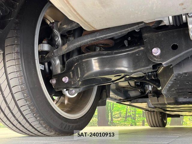 Toyota Crown Sports 2024-06 8828436-19