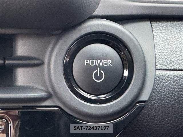 Toyota Crown Sports 2024-06 8828442-5
