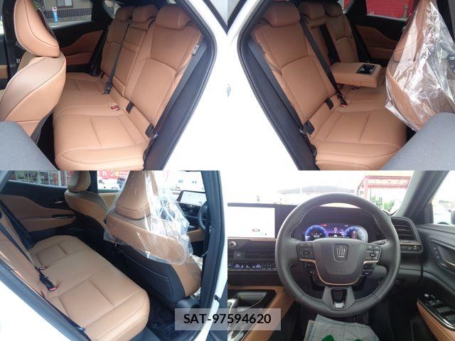 Toyota Crown Sports 2025-12 8848593-7