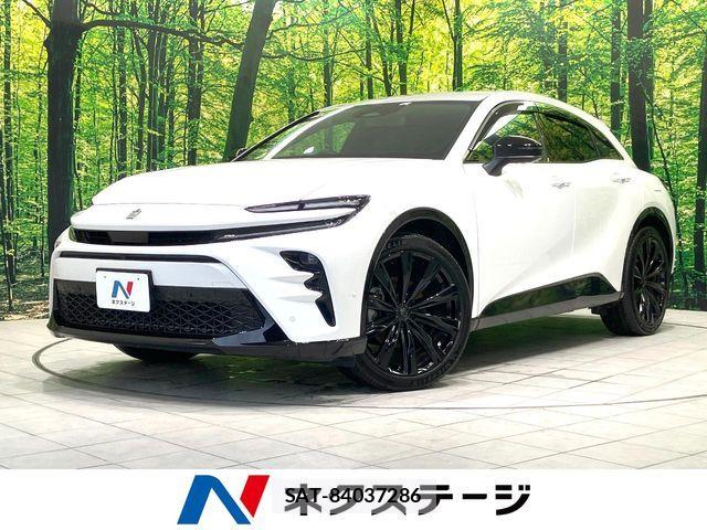 Toyota Crown Sports 2025-02 8848597-0