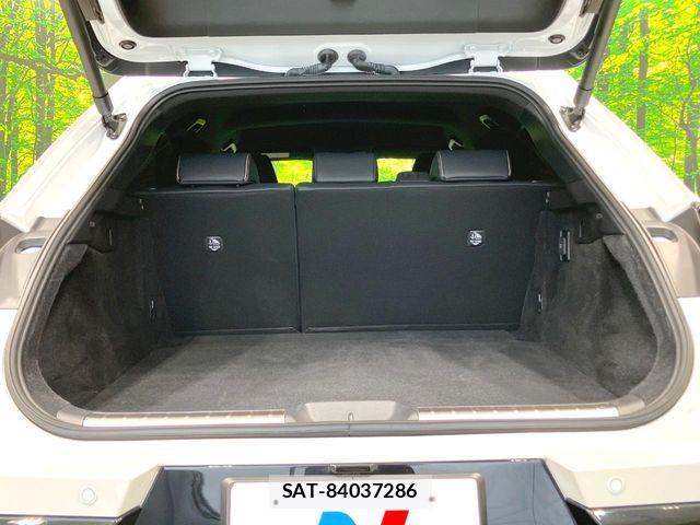 Toyota Crown Sports 2025-02 8848597-10