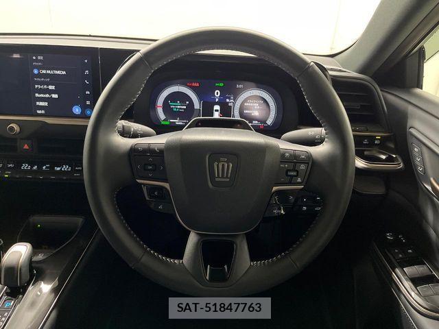 Toyota Crown Sports 2025-09 8848596-12