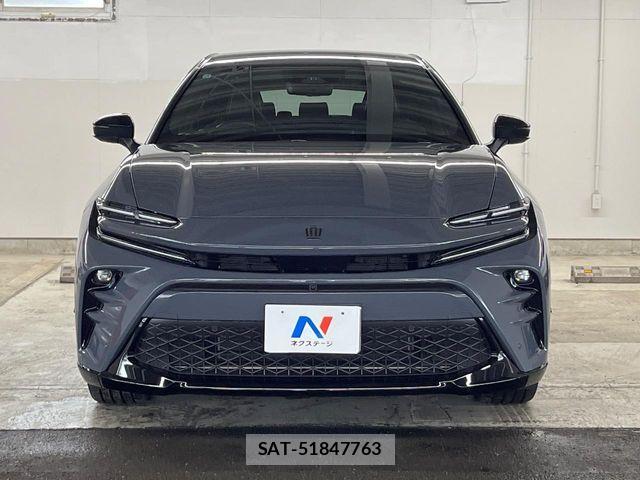 Toyota Crown Sports 2025-09 8848596-13