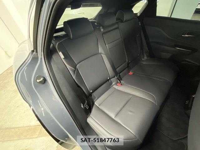 Toyota Crown Sports 2025-09 8848596-8