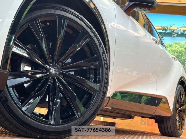 Toyota Crown Sports 2023-12 8870734-14