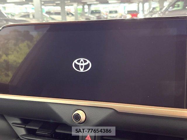 Toyota Crown Sports 2023-12 8870734-3