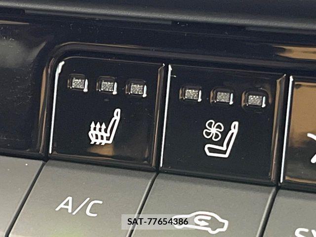 Toyota Crown Sports 2023-12 8870734-6