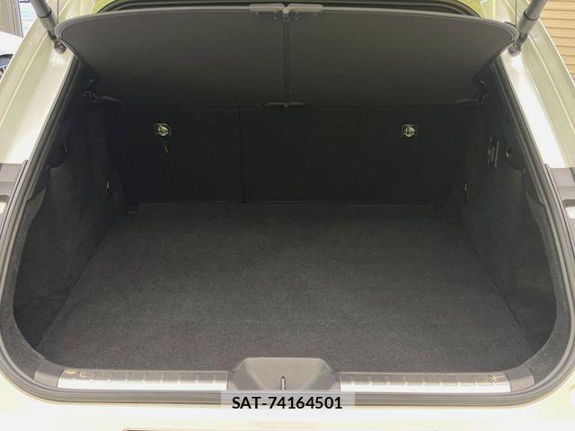 Toyota Crown Sports 2023-10 8870728-9