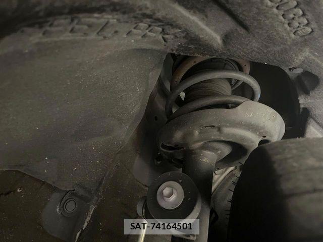 Toyota Crown Sports 2023-10 8870728-19