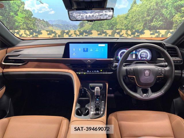 Toyota Crown Sports 2025-01 8870733-1